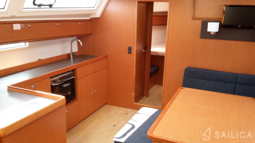 Bavaria 46 Cruiser - Yacht Charter Sailica