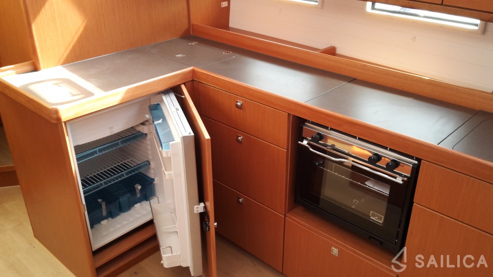 Bavaria 46 Cruiser - Yacht Charter Sailica
