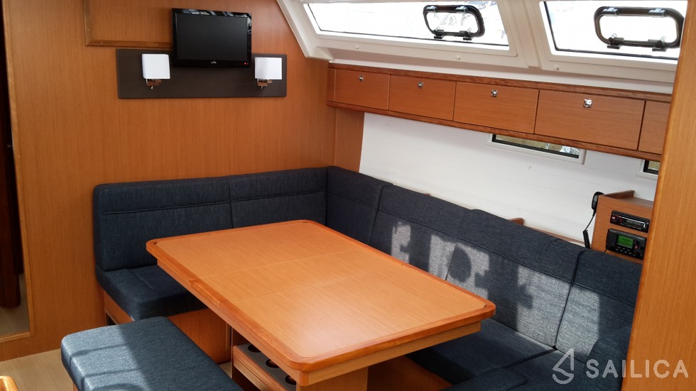 Bavaria 46 Cruiser - Yacht Charter Sailica