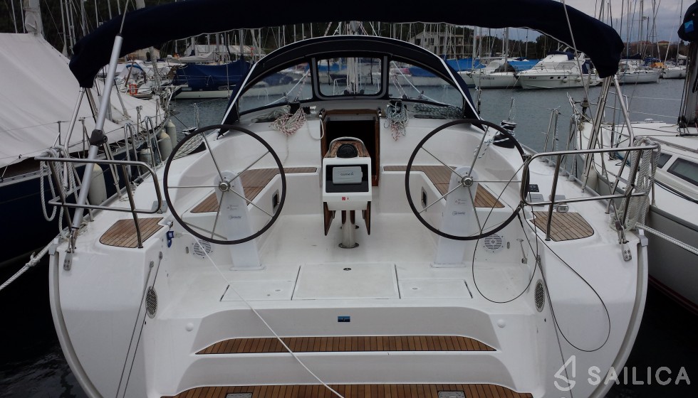 Bavaria Cruiser 51 - Yacht Charter Sailica
