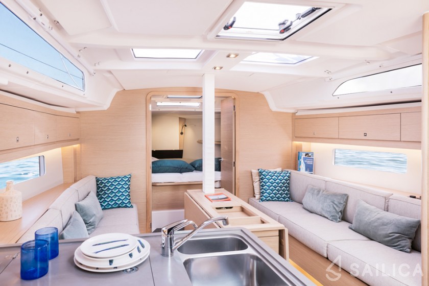 Dufour 37 - Yacht Charter Sailica