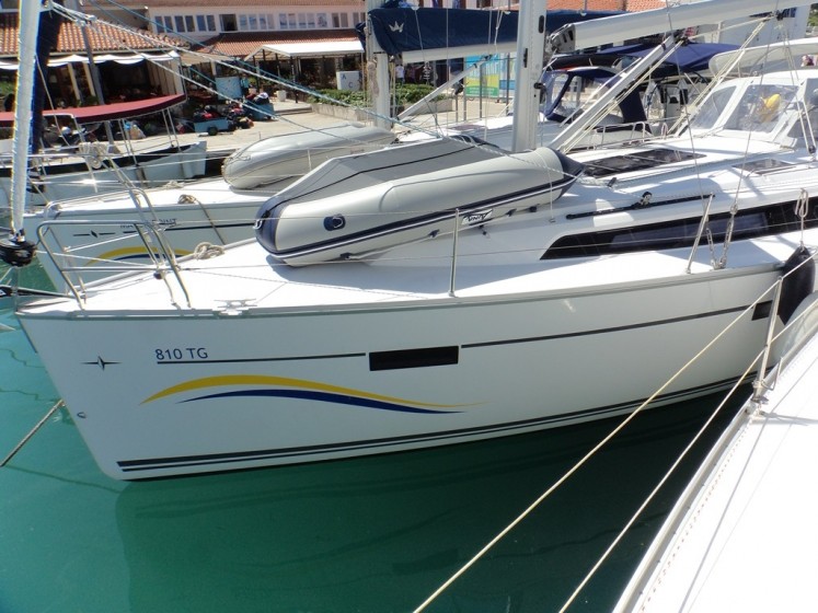 Bavaria 37 Cruiser - Yacht Charter Sailica