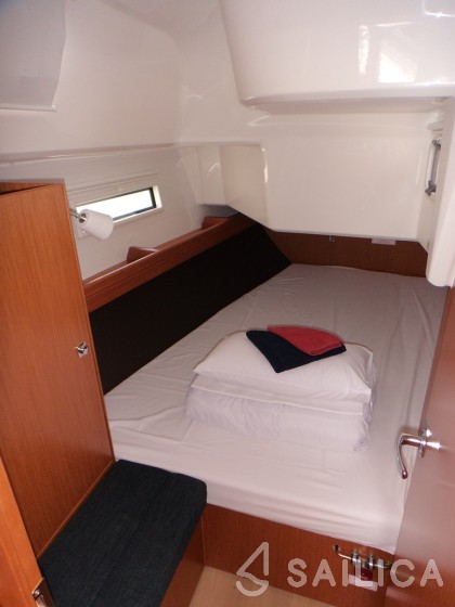Bavaria 37 Cruiser - Yacht Charter Sailica