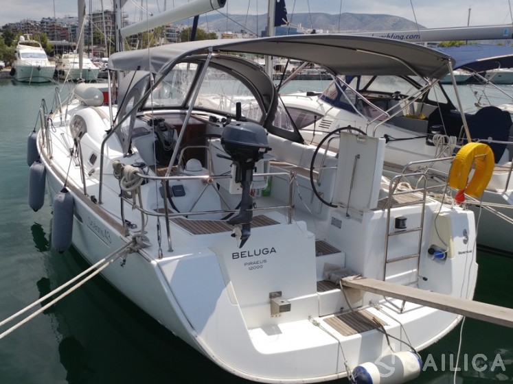 Oceanis 43 - Yacht Charter Sailica