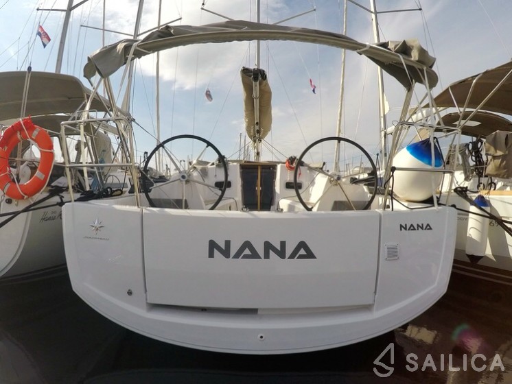 Sun Odyssey 349 - Yacht Charter Sailica