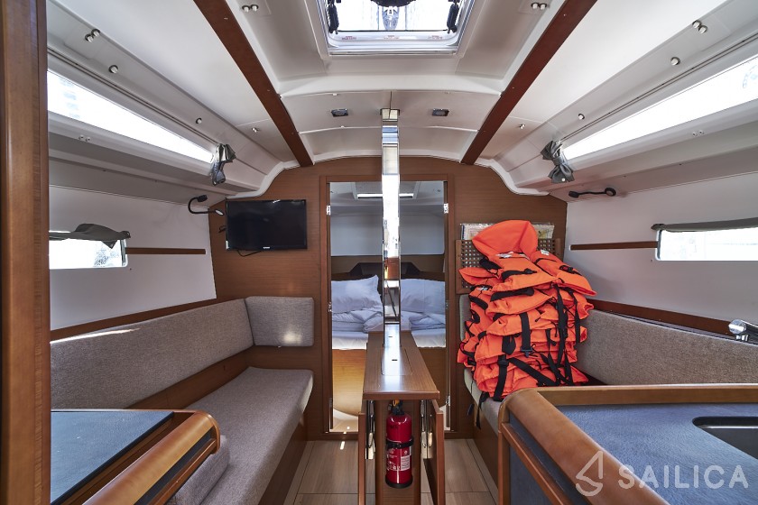 Sun Odyssey 349 - Yacht Charter Sailica