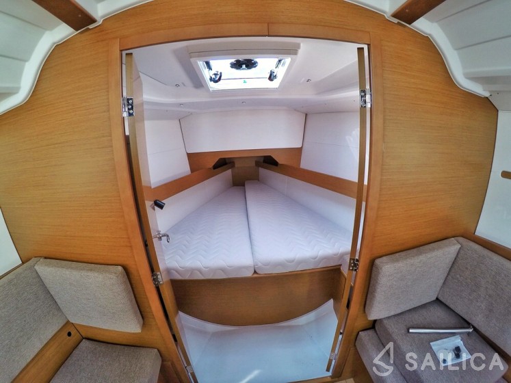 Sun Odyssey 349 - Yacht Charter Sailica