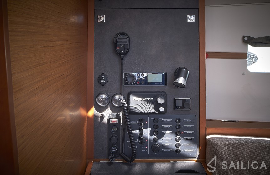 Sun Odyssey 349 - Yacht Charter Sailica