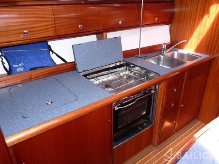 Bavaria 41 - Yacht Charter Sailica