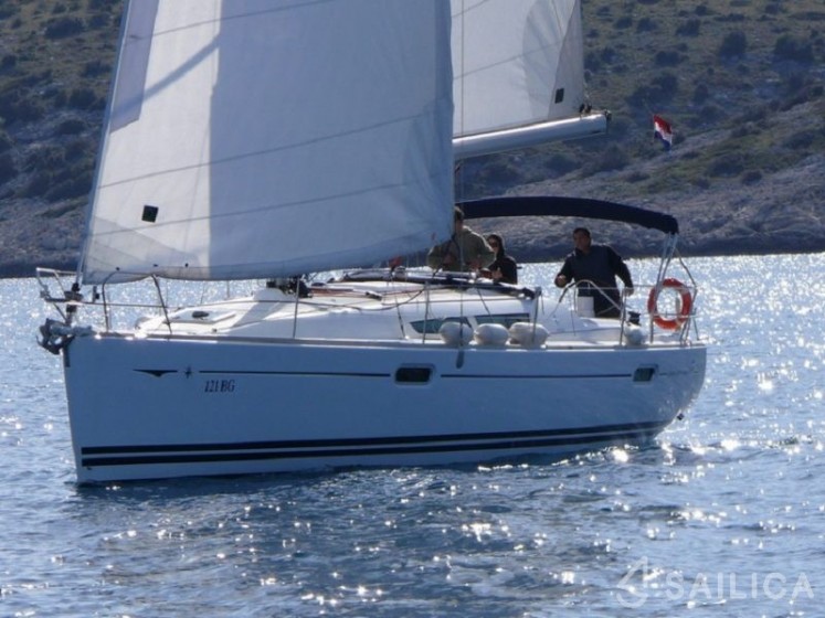Sun Odyssey 39i - Yacht Charter Sailica