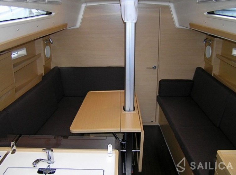 Elan 350 - Yacht Charter Sailica