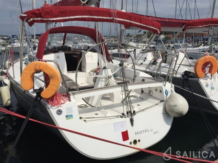 Elan 340 - Yacht Charter Sailica
