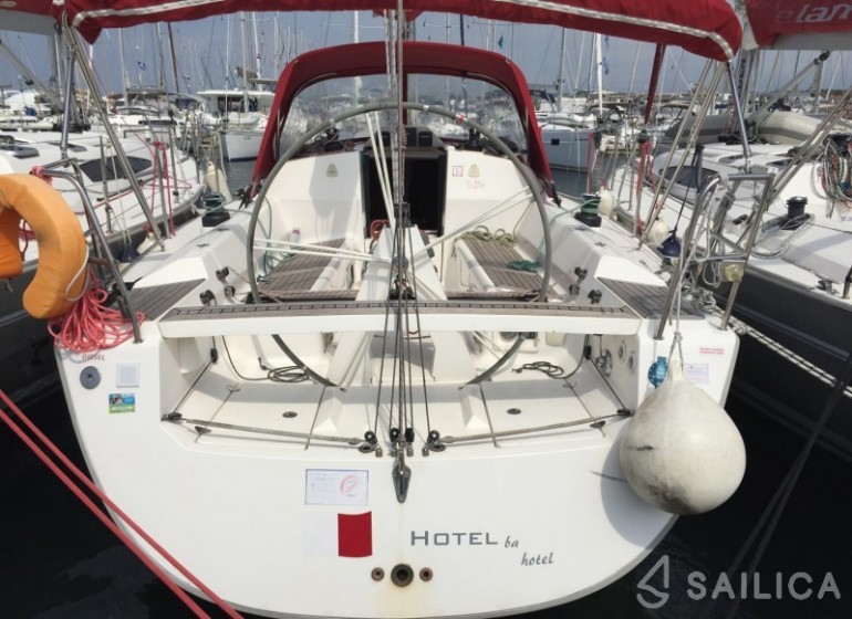Elan 340 - Yacht Charter Sailica
