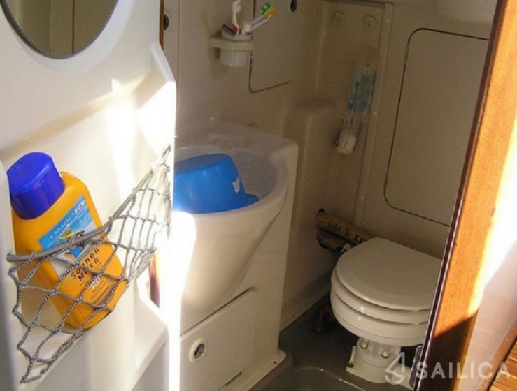 Dehler 34 - Yacht Charter Sailica