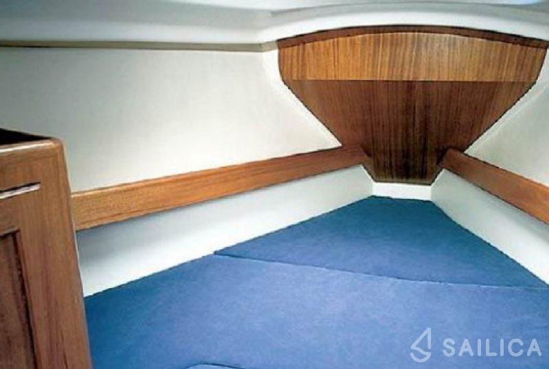 Elan 333 - Yacht Charter Sailica