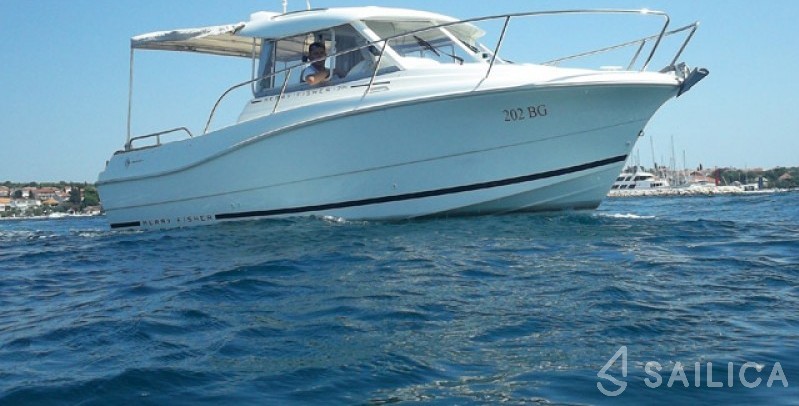 Merry Fisher 725 - Yacht Charter Sailica
