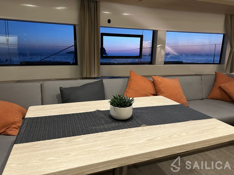 Lagoon 50 - Yacht Charter Sailica