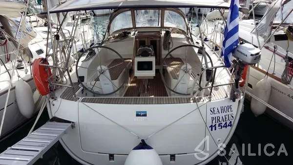 Bavaria 37 Cruiser - Yacht Charter Sailica