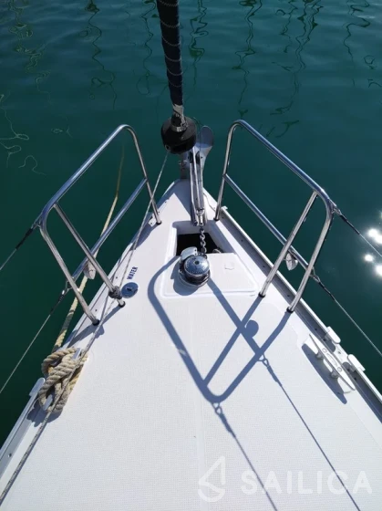 Bavaria 37 Cruiser - Yacht Charter Sailica
