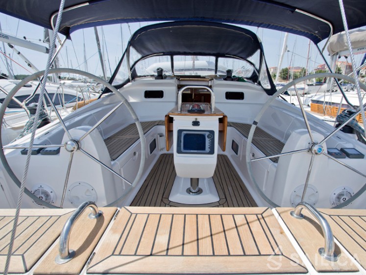 Elan 434 Impression - Yacht Charter Sailica