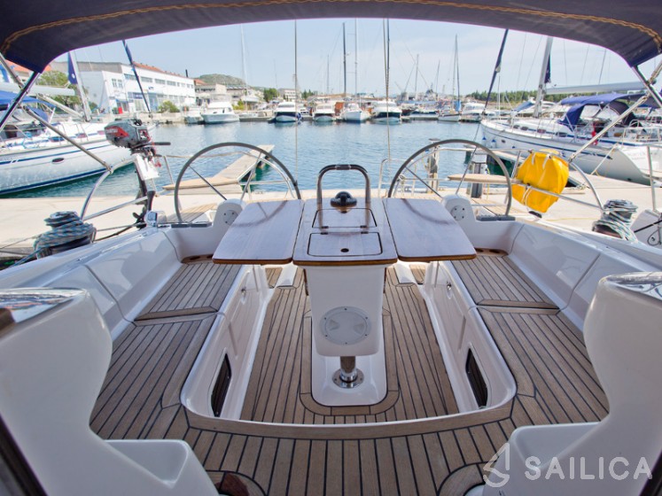 Elan 434 Impression - Yacht Charter Sailica