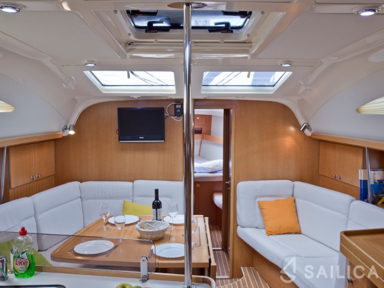 Elan 434 Impression - Yacht Charter Sailica