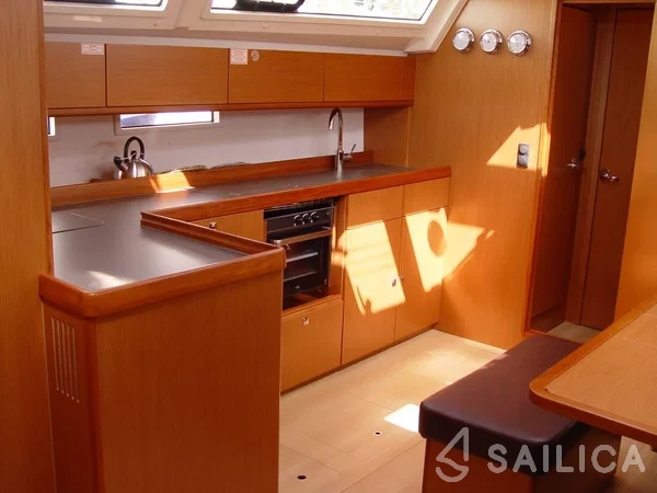 Bavaria 46 Cruiser - Yacht Charter Sailica