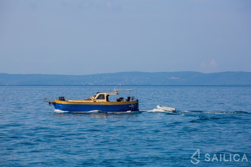 Leut - Yacht Charter Sailica