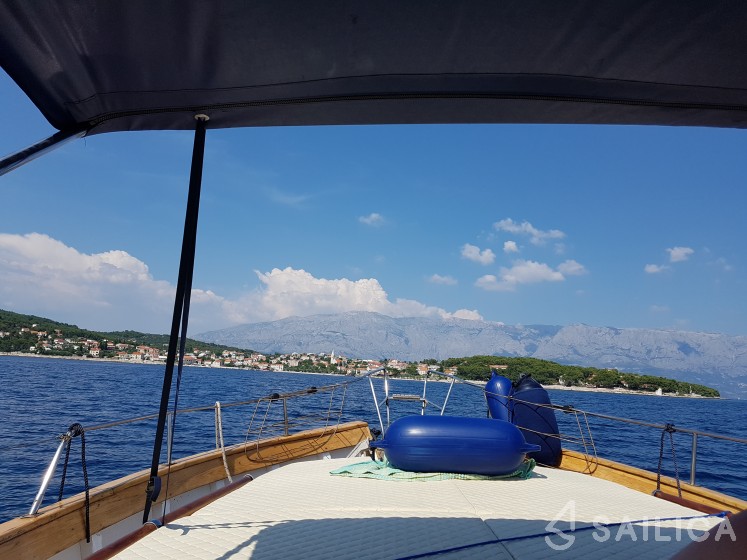 Leut - Yacht Charter Sailica