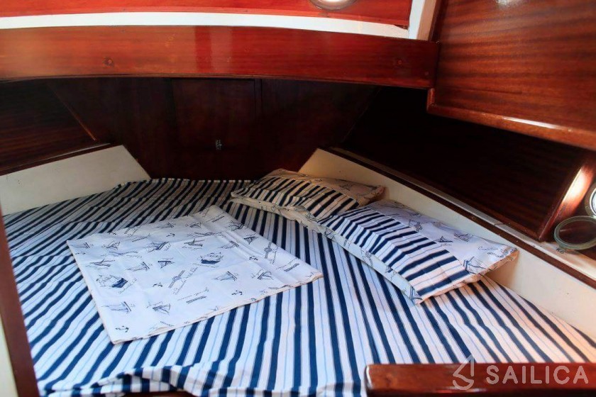 Leut - Yacht Charter Sailica