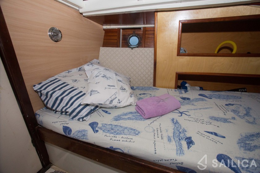 Leut - Yacht Charter Sailica
