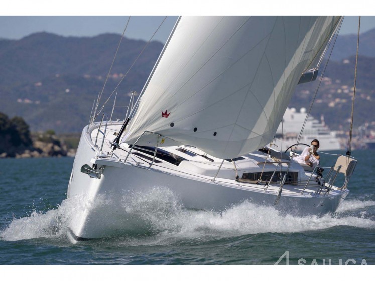 Dufour 430 - Yacht Charter Sailica