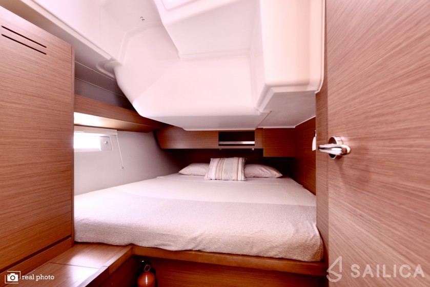 Dufour 430 - Yacht Charter Sailica