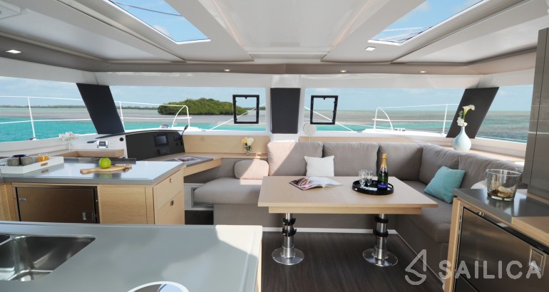 Helia 44 - Yacht Charter Sailica