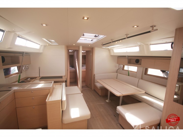 Oceanis 51.1 - Yacht Charter Sailica