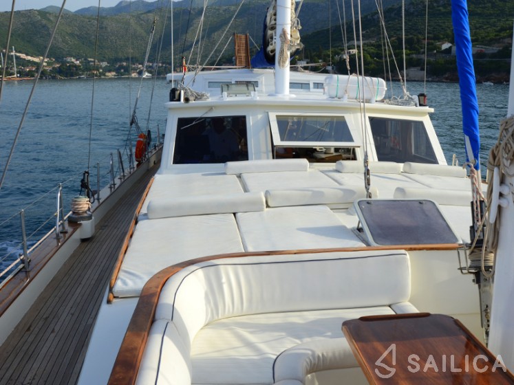 Gulet - Yacht Charter Sailica