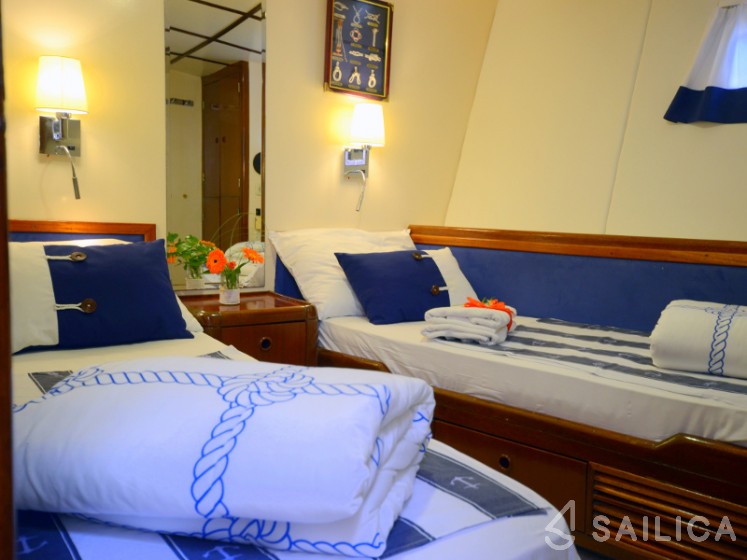 Gulet - Yacht Charter Sailica
