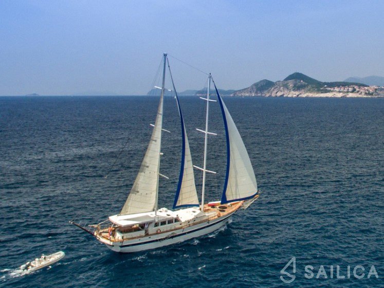 Gulet - Yacht Charter Sailica