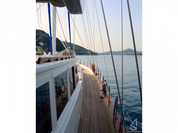 Gulet - Yacht Charter Sailica