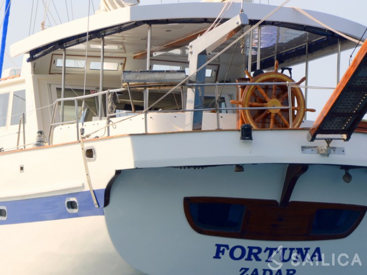 Gulet - Yacht Charter Sailica