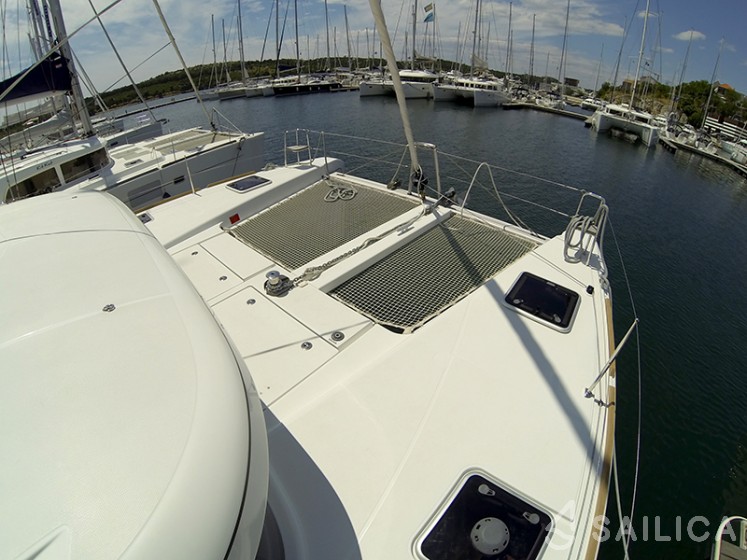 Lagoon 39 - Yacht Charter Sailica