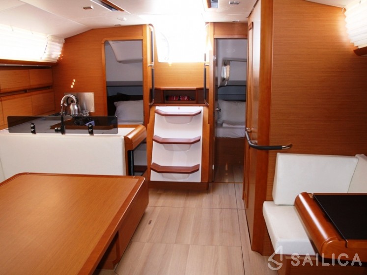 Sun Odyssey 439 - Yacht Charter Sailica