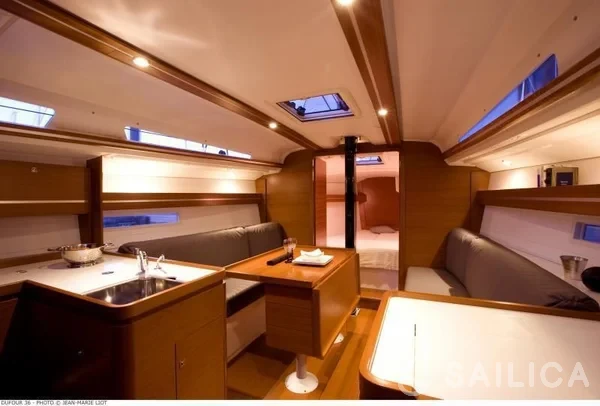 Dufour 360 GL - Yacht Charter Sailica