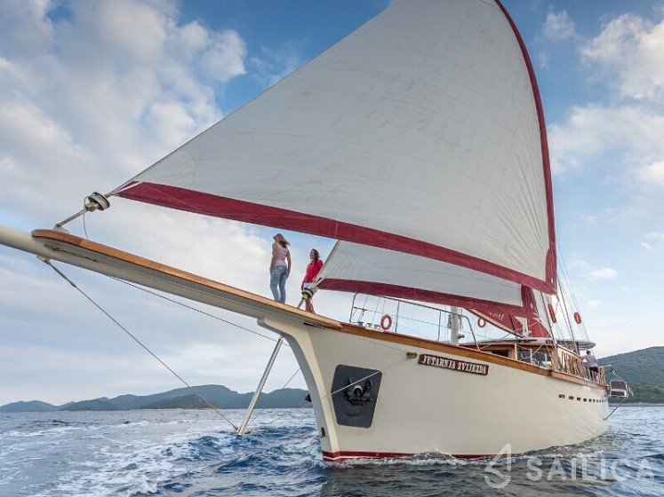 Gulet - Yacht Charter Sailica