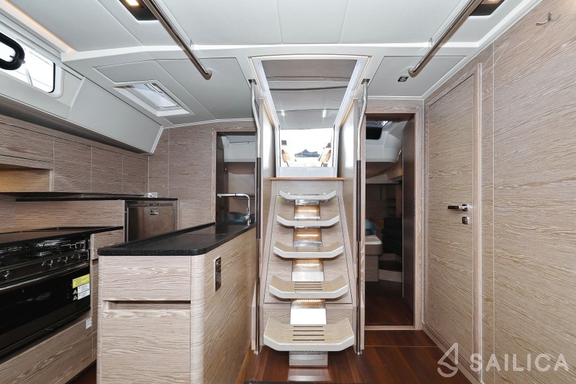 Hanse 548 - Yacht Charter Sailica