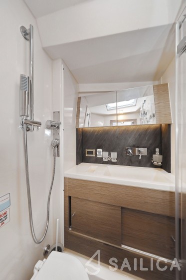 Hanse 548 - Yacht Charter Sailica