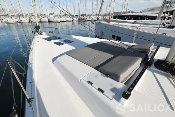 Hanse 548 - Yacht Charter Sailica