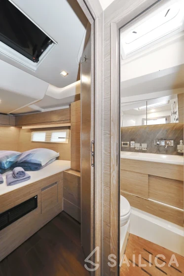 Hanse 548 - Yacht Charter Sailica