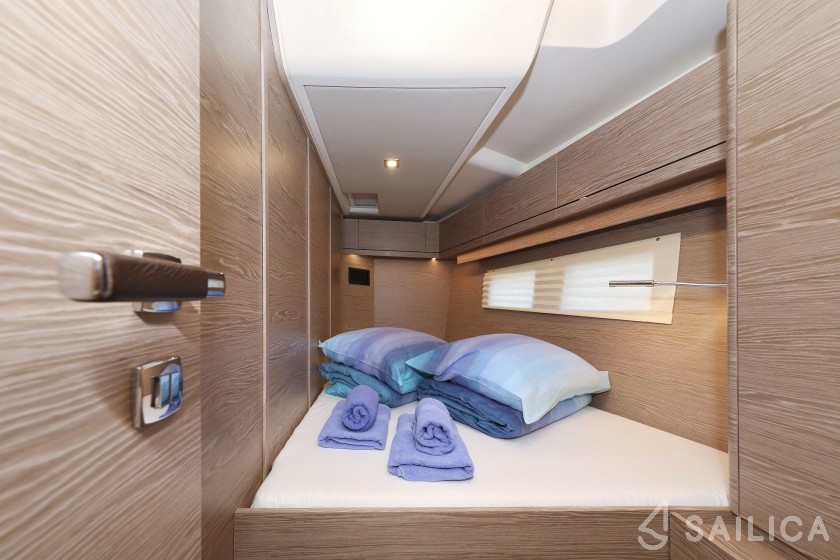 Hanse 548 - Yacht Charter Sailica