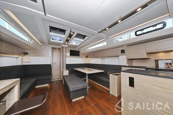 Hanse 548 - Yacht Charter Sailica